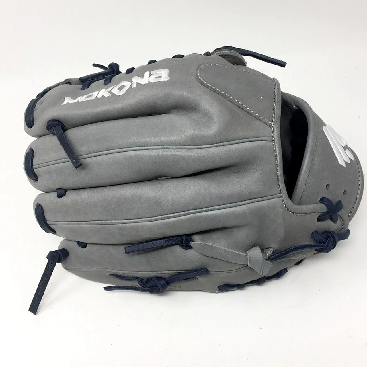 Nokona AmericanKip 14U Gray with Navy Laces 11.25 Baseball Glove Mod Trap Web Right Hand Throw 2 Nokona AmericanKip 14U Gray with Navy Laces 11.25 Baseball Glove Mod Trap Web Right Hand Throw - Image 2