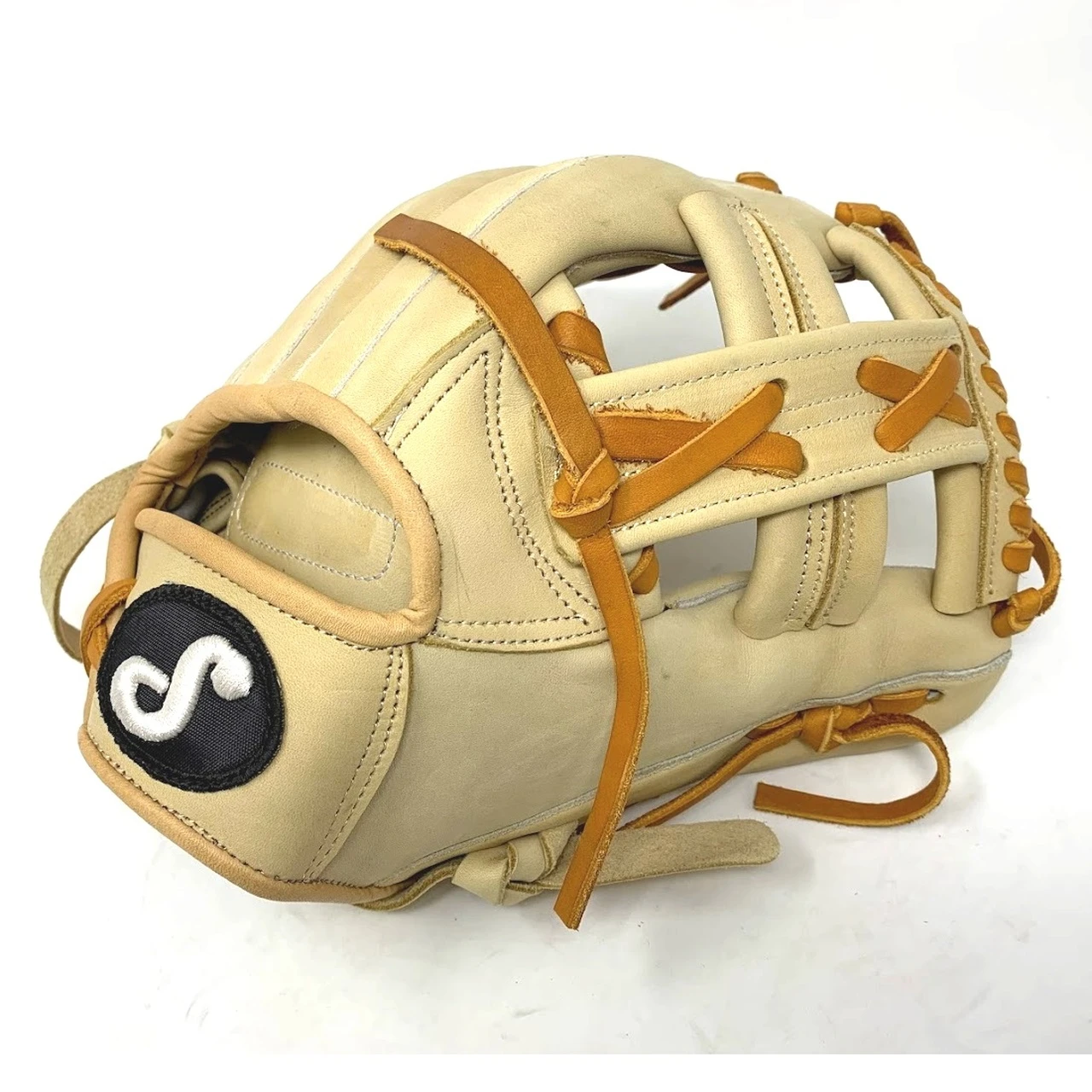 Soto Camel 11.5 Single Post Baseball Glove Right Hand Throw 2 Soto Camel 11.5 Single Post Baseball Glove Right Hand Throw - Image 2