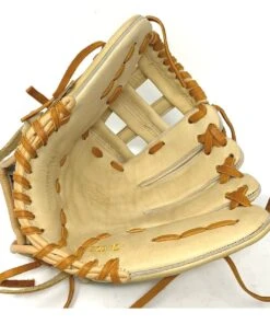 Soto Camel 12 Inch H Web Baseball Glove Right Hand Throw 10 Soto Camel 12 Inch H Web Baseball Glove Right Hand Throw -Ballgloves Sales Store IMG 4350 38389.1639418440