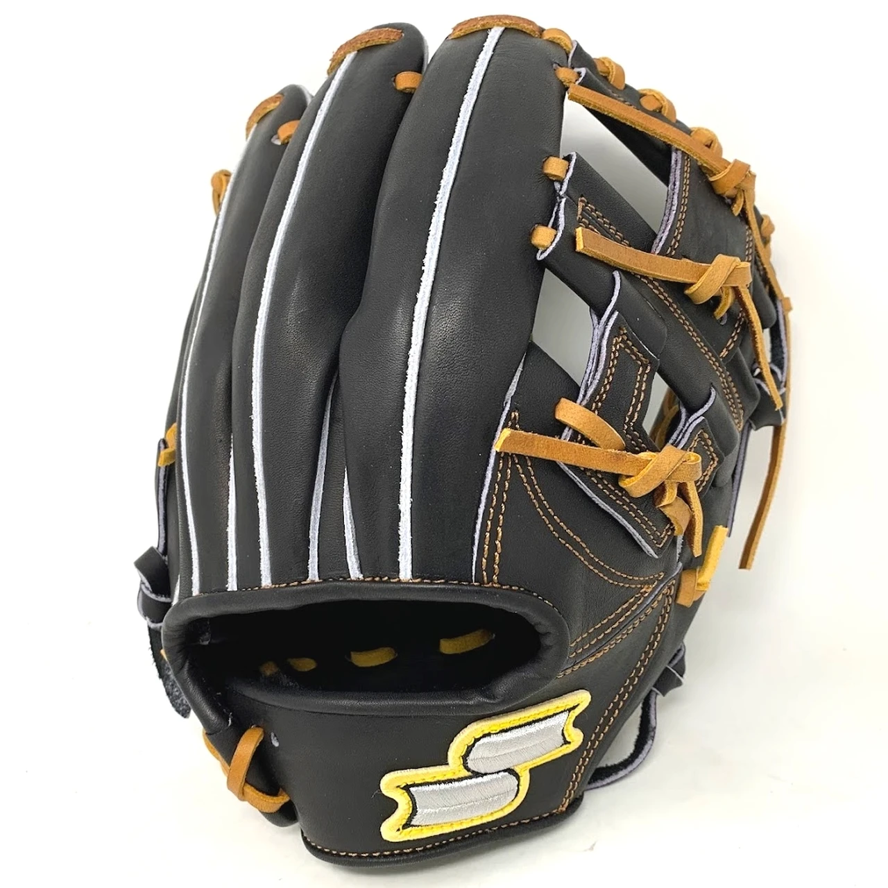 SSK Taiwan Silver Series 11.75 Baseball Glove Black Right Hand Throw 2 SSK Taiwan Silver Series 11.75 Baseball Glove Black Right Hand Throw - Image 2